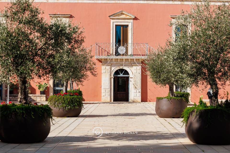 LA CORTE