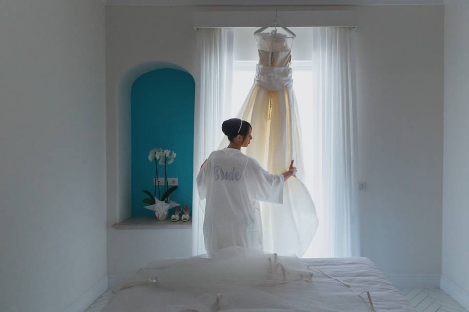 Sposa e vestito