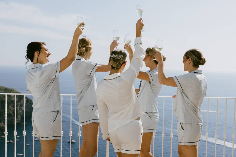 Toast sposa e damigelle