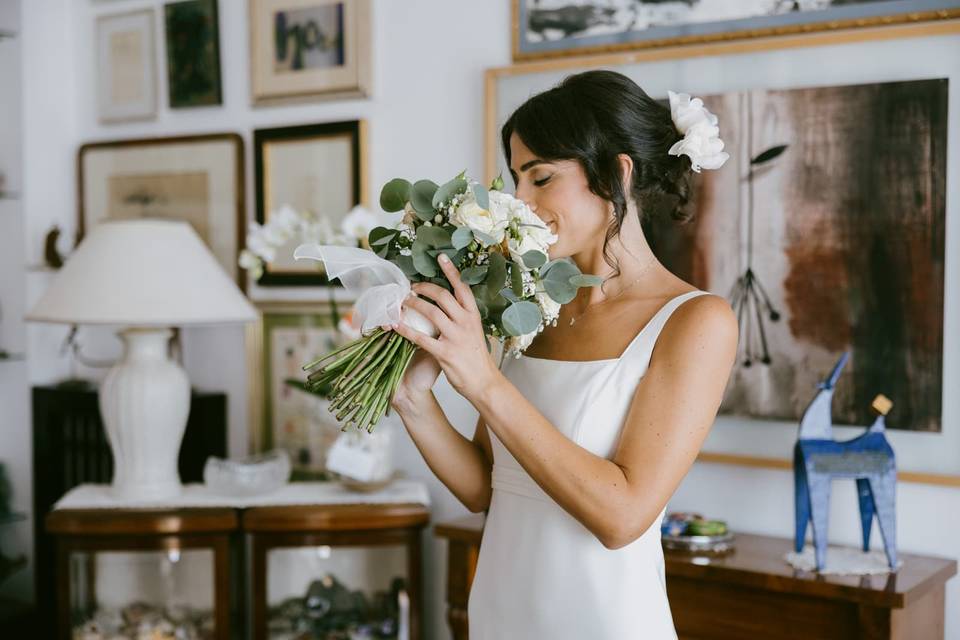 Sposa e bouquet