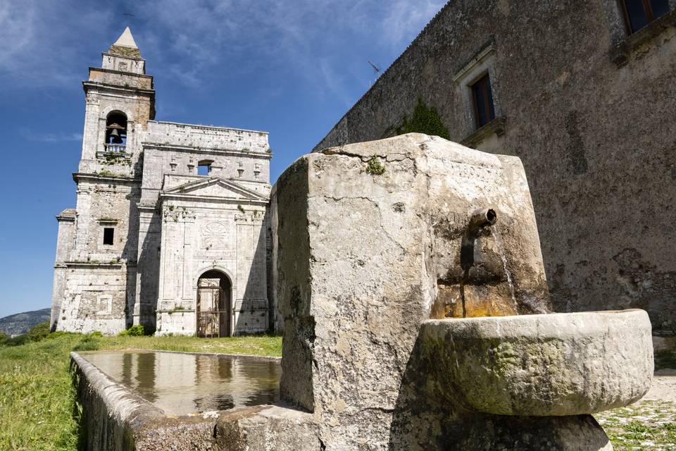 Bevaio e facciata chiesa