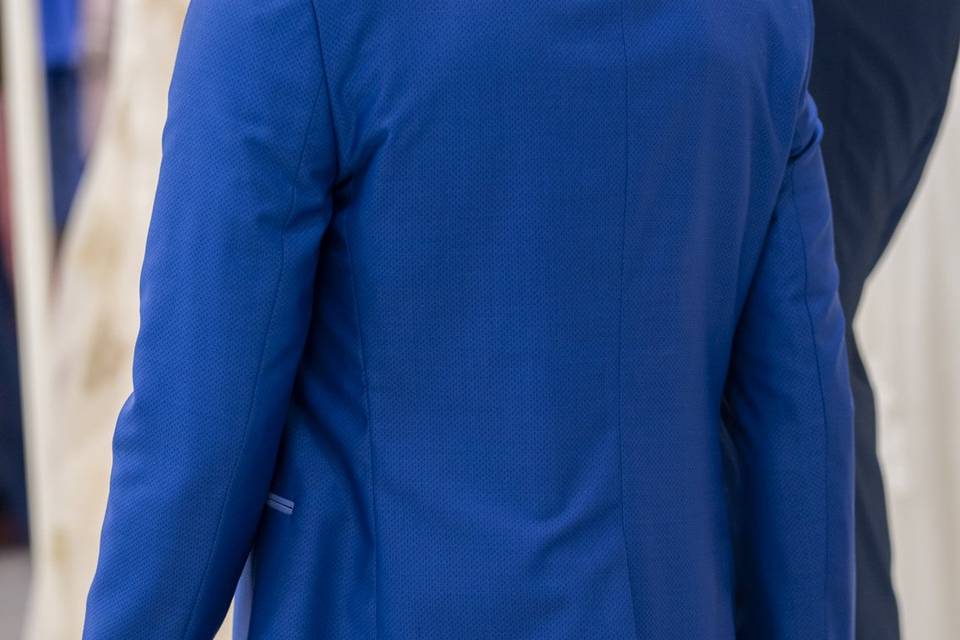 Detail_Abito da uomo blu