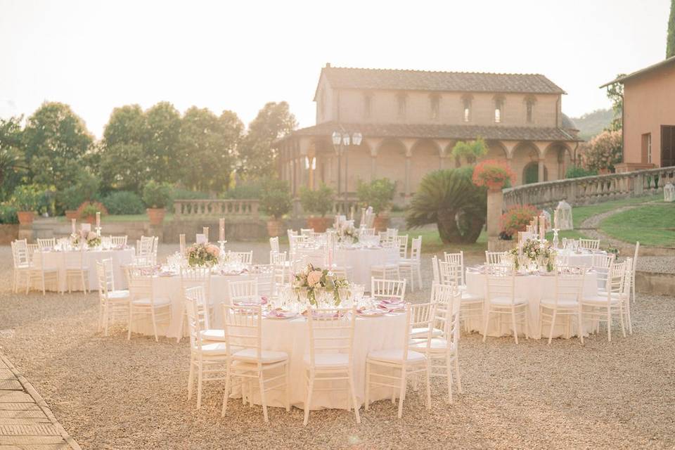 Matrimonio romantico in villa