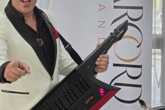Giuseppe keytar and voice