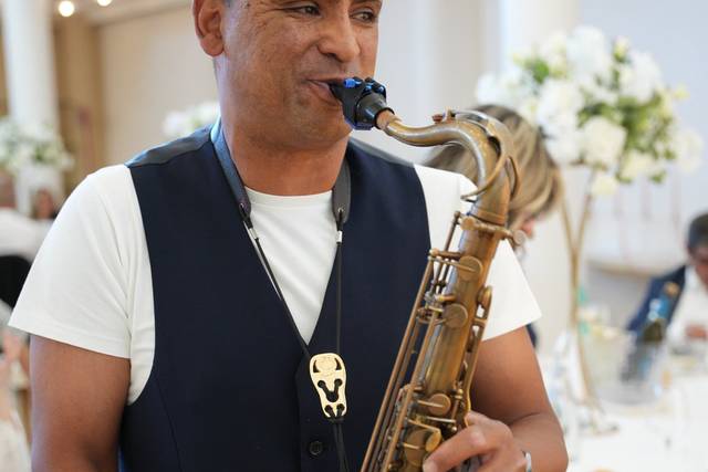 Mr Black sax band