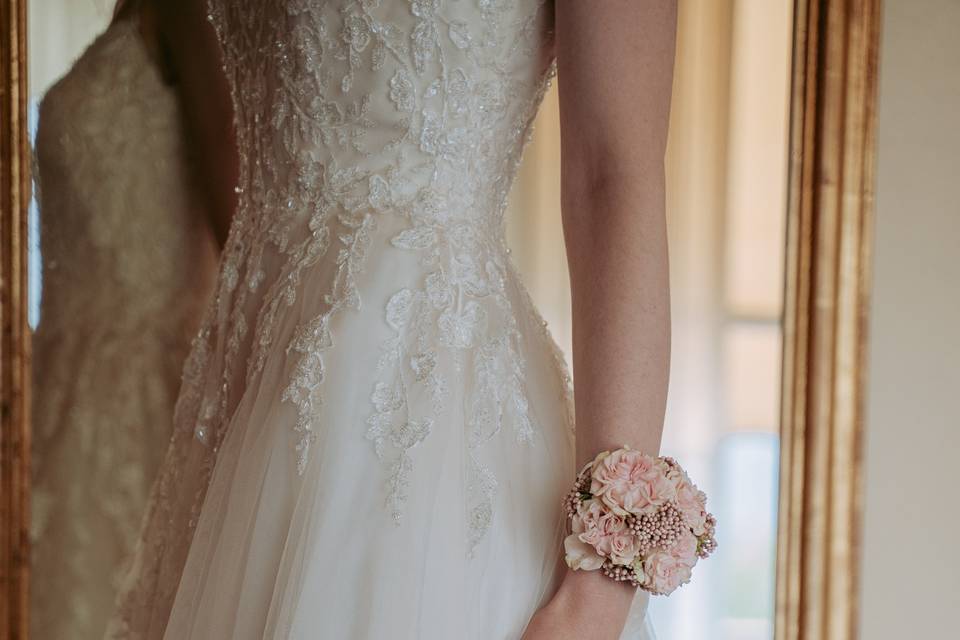 Dettaglio sposa
