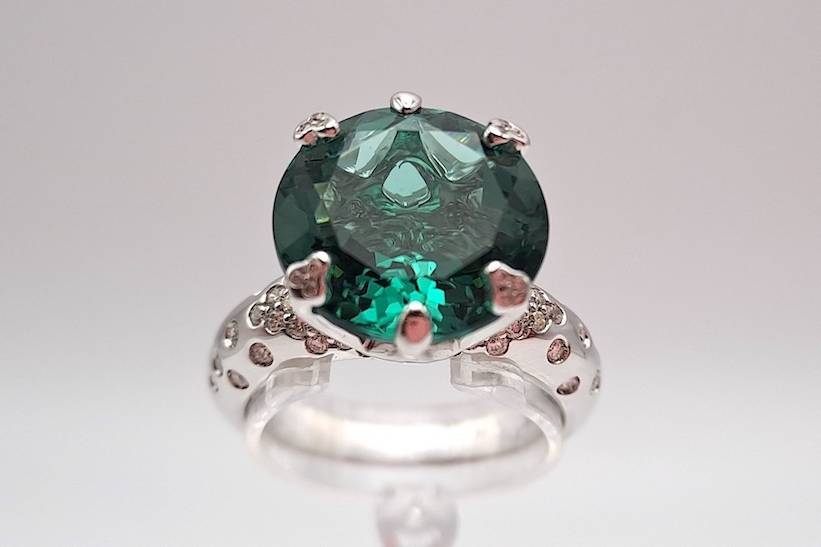Anello ametista e diamanti