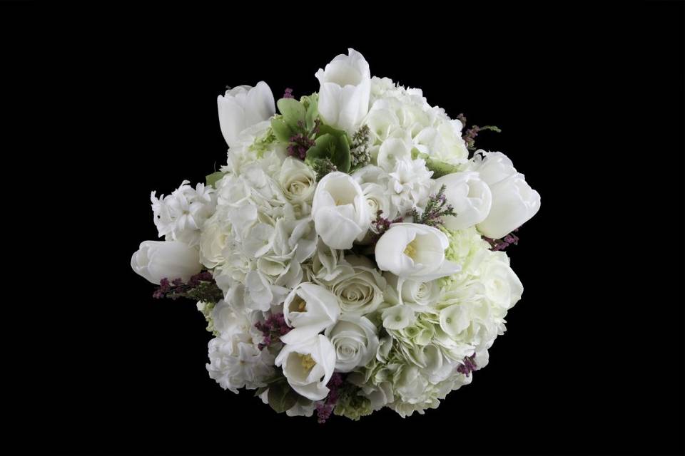 White Flowers Wedding Planner