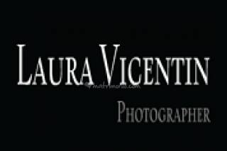 Laura Vicentin Photographer logo