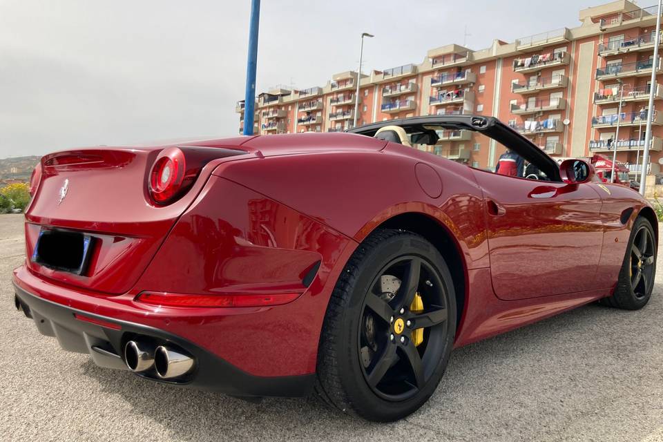 Ferrari California