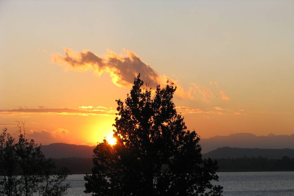 Tramonto dal nostro giardino