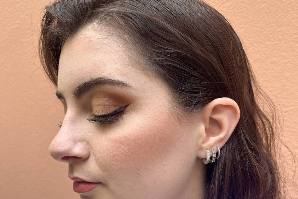 dewy makeup