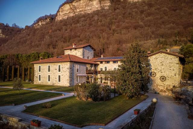 Casa Forte di Bisone - Cisano bergamasco, Bergamo