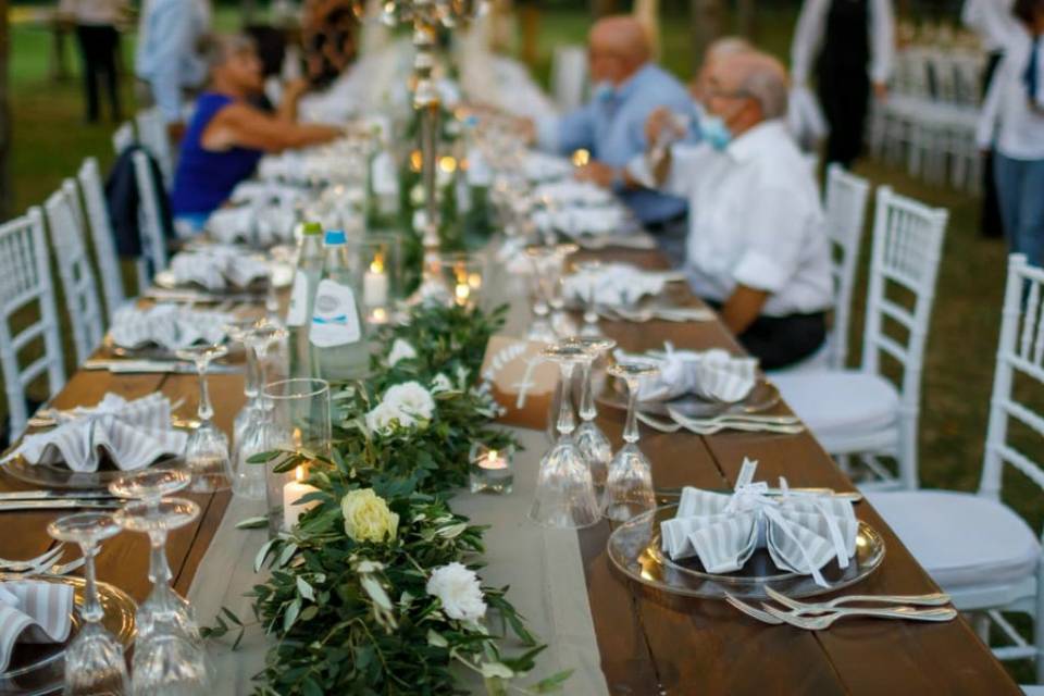 La cena nel bosco