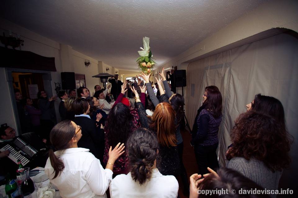 Il lancio del bouquet
