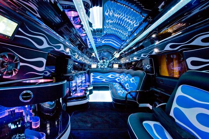 Interni Hummer Limo 3 assi