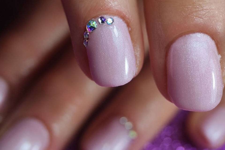 Swarovski e manicure impeccabi