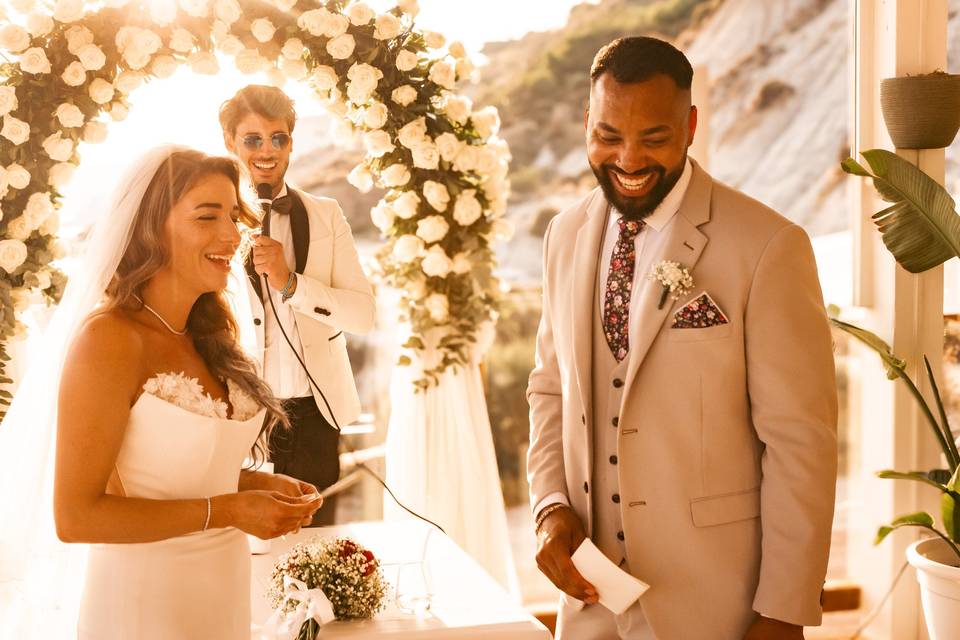 La felicità ti aspetta