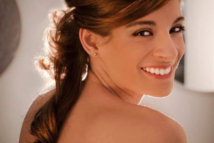 Raccolto e trucco sposa