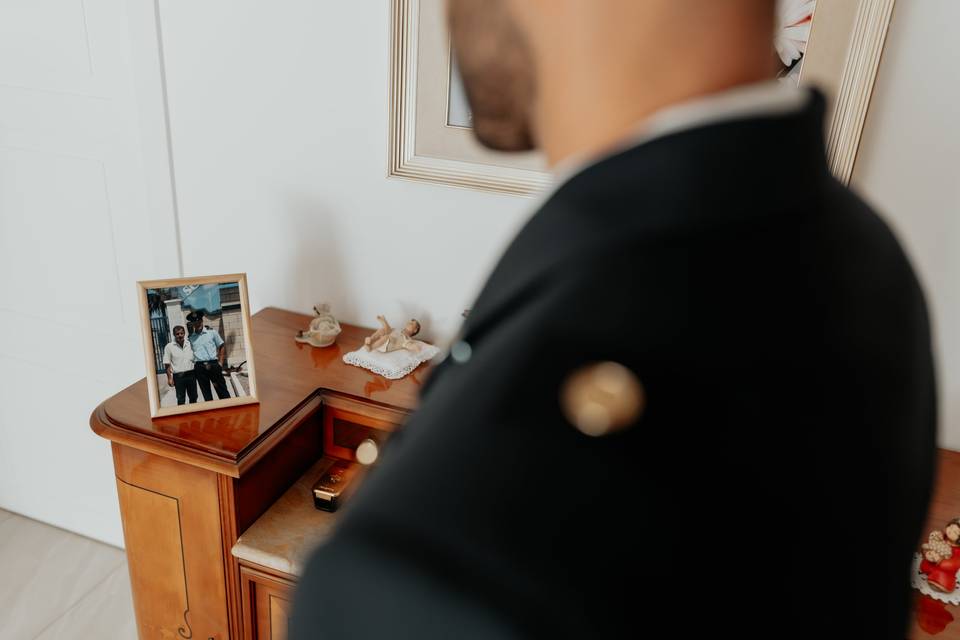 GROOM