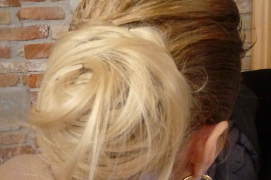 Chignon in chiave moderna
