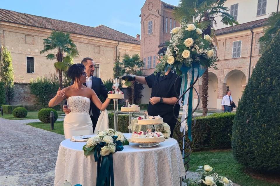 Taglio torta esterno