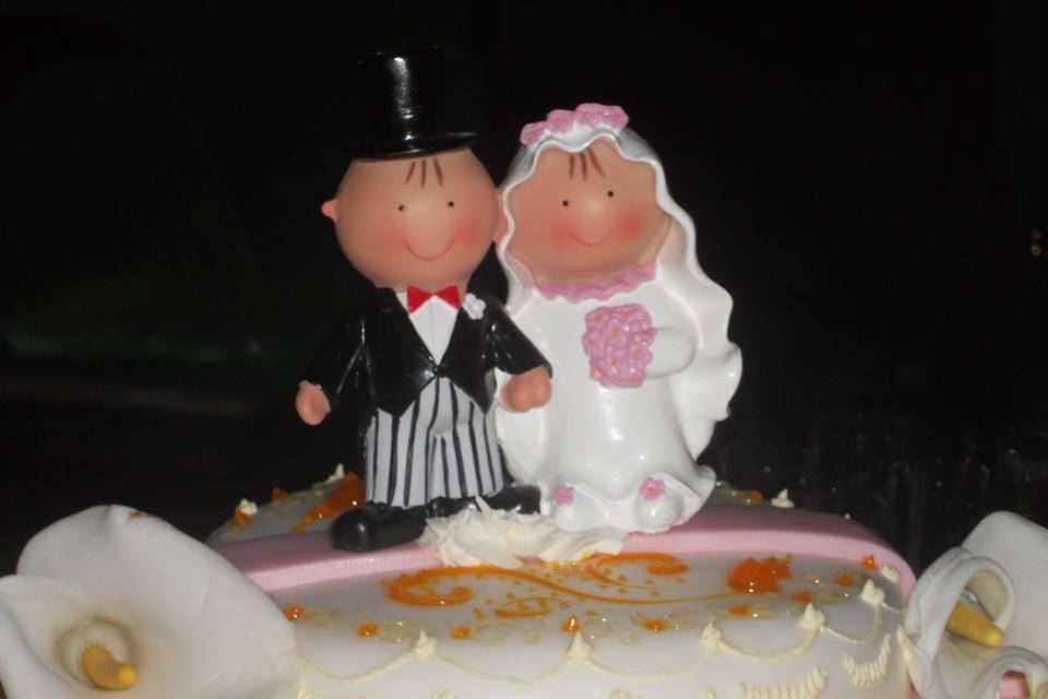 Cake topper