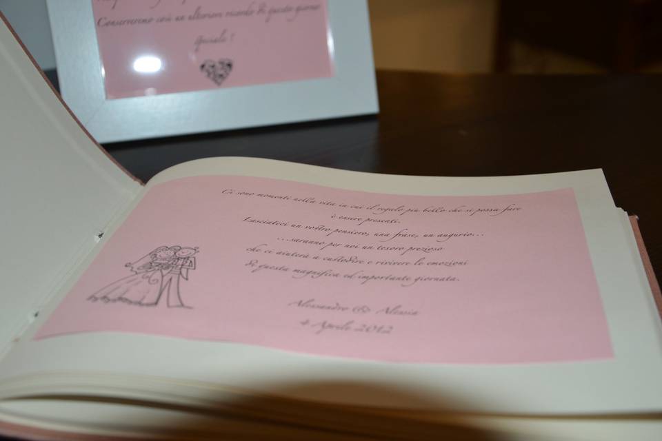 Particolare Guest book