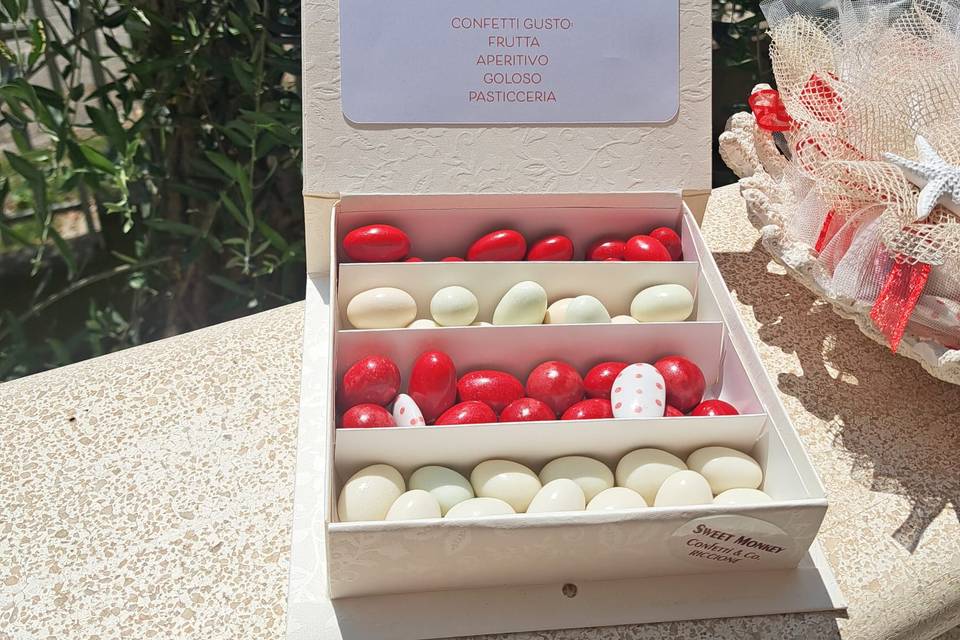 Matrimonio tema mare in rosso