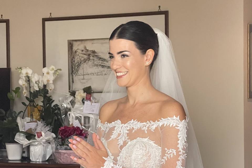 Glam Bridal look