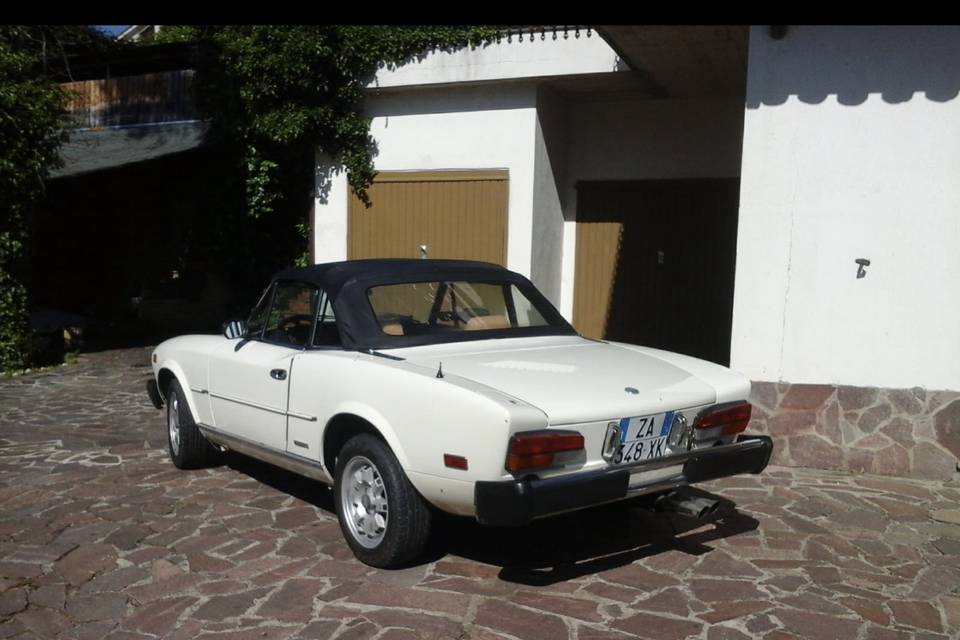 Fiat spider 124