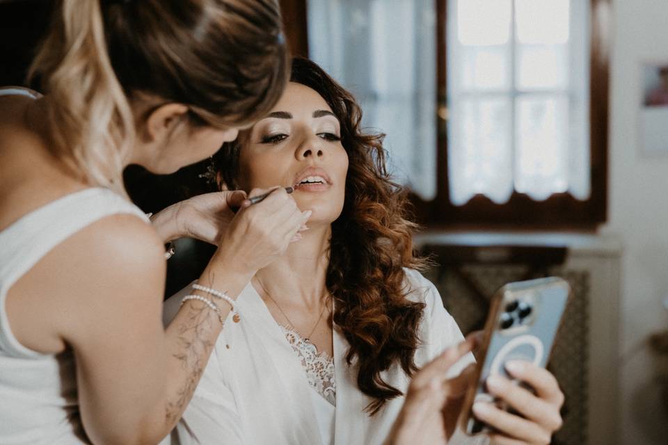 Bridal make up