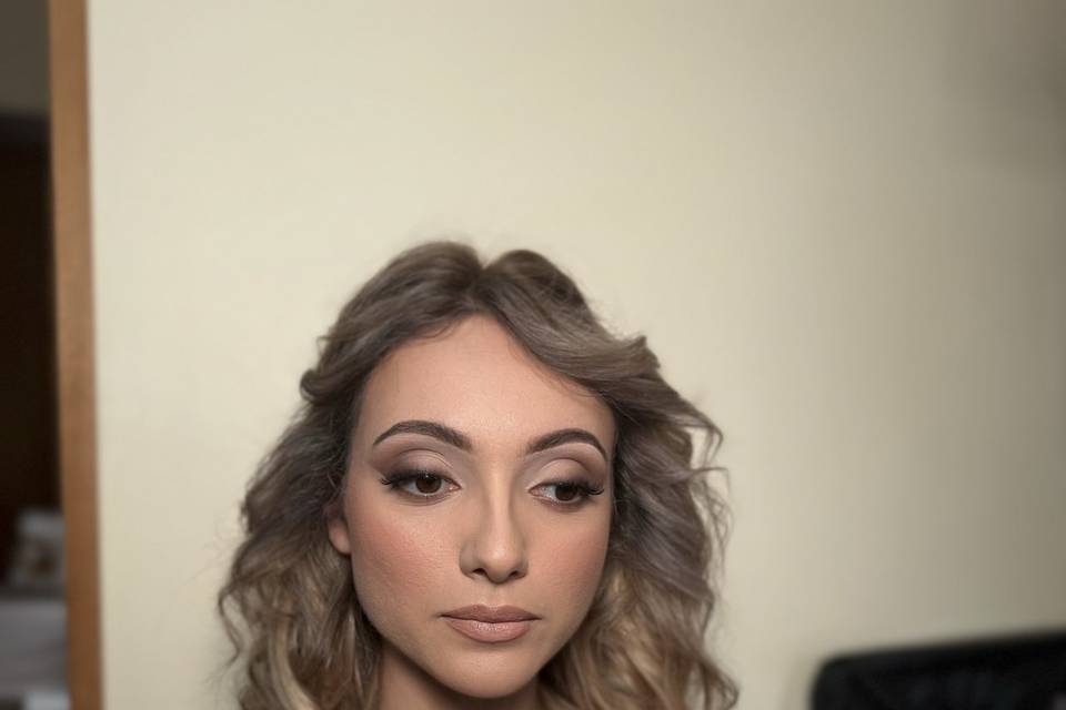 Bridal make up
