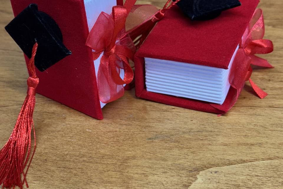 Bomboniera Libretto Laurea Toc