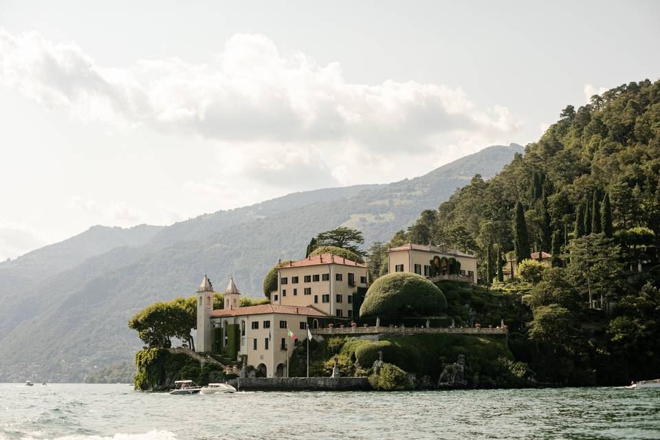 Religious wedding Lake Como