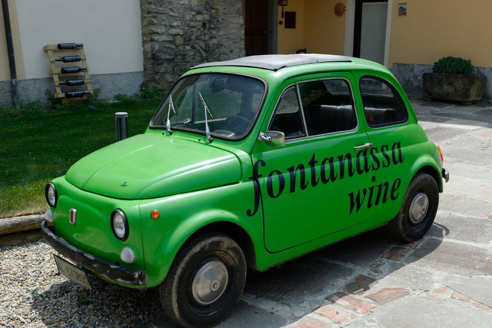 Auto fontanassa