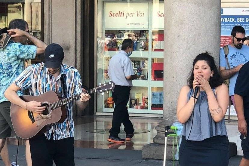 Busking a Milano