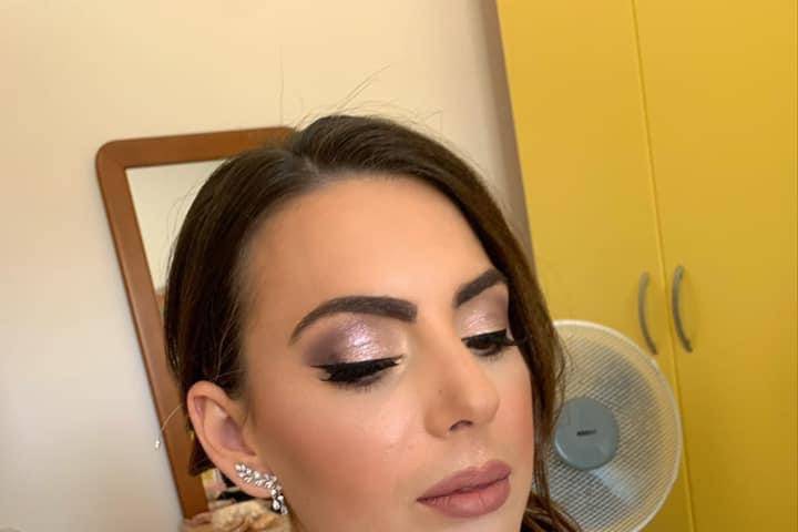 Noemi Livera Makeup