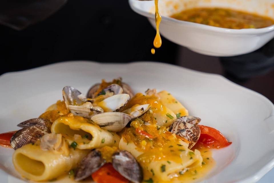 Paccheri vongole e fiori zucca