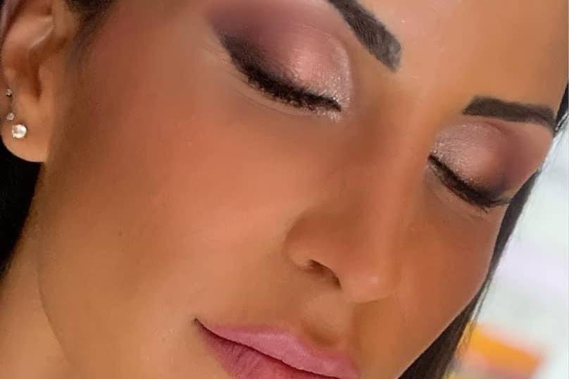 Manuela Dari Make Up