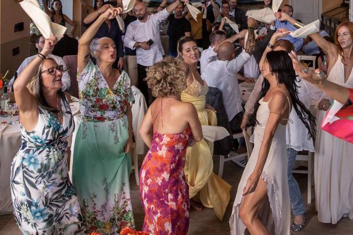 IL MATRIMONIO E' UNA FESTA