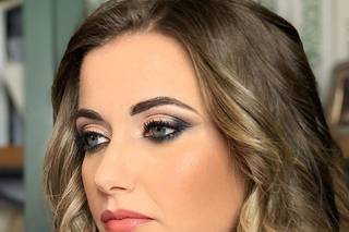 Anna Lazzo Nail Makeup Artist