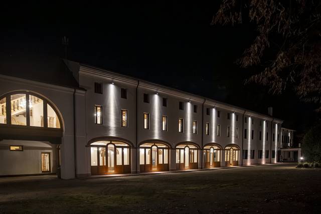 Saloni illuminati da esterna