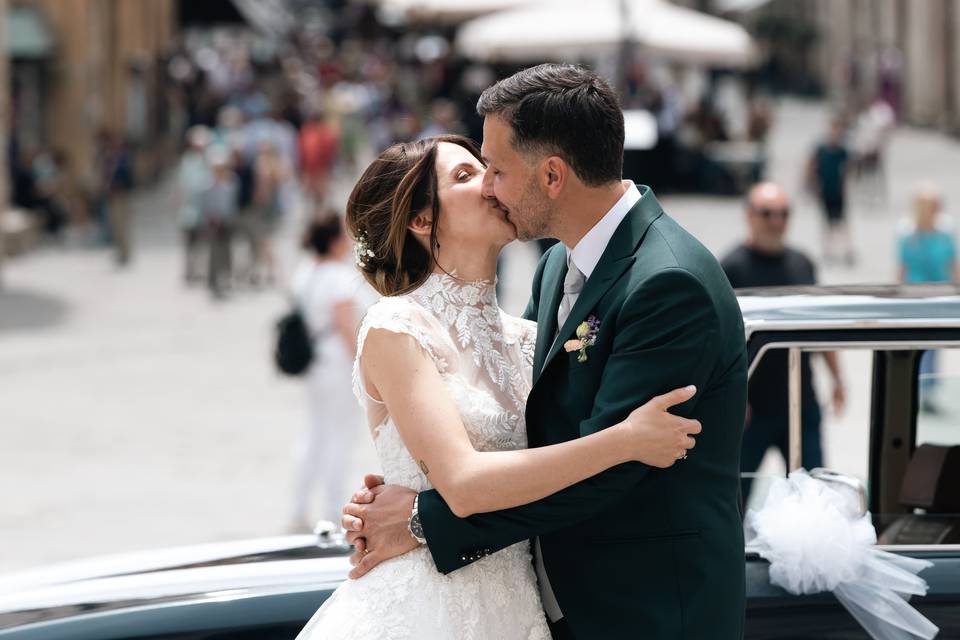 U bacio nel cuore di Perugia