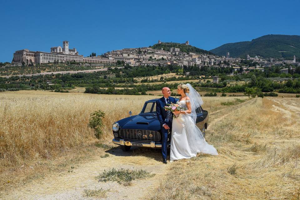 Assisi-sposo-sposa-auto-amore