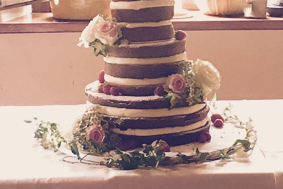 Naked cake