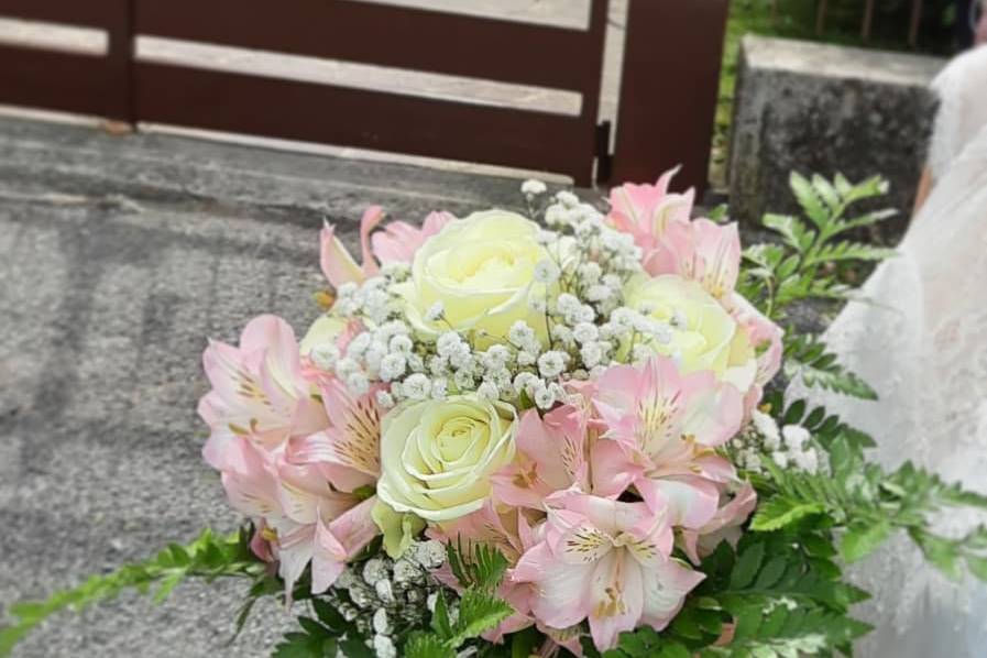 Bouquet sposa leggero