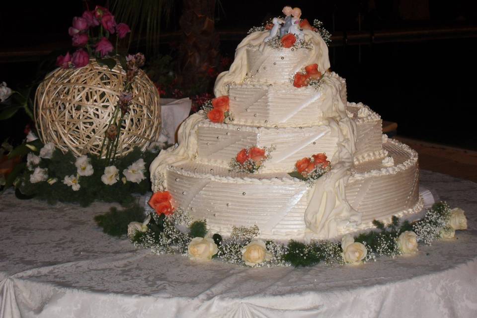 Wedding cake scomposta