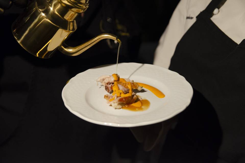 SHOW COOKING