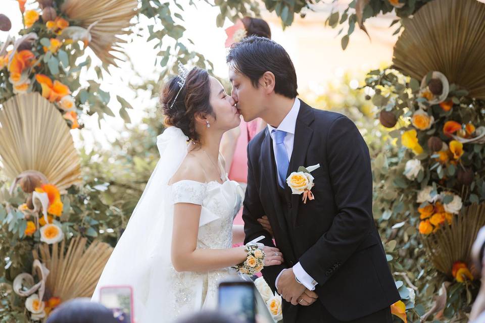 Oriental Autumn Wedding